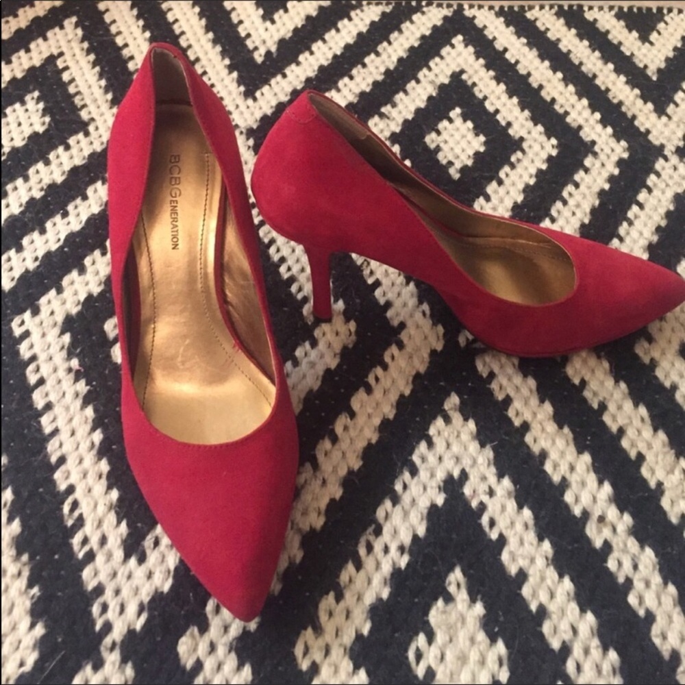 Like new red heels!